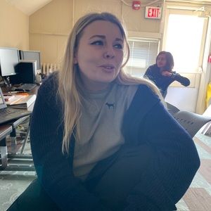 Meet your Posher, Alyssa